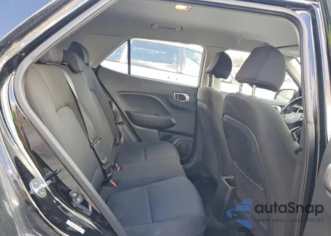 2020 Hyundai Venue Se z USA, uszkodzony, nr VIN KMHRB8A30LU029838